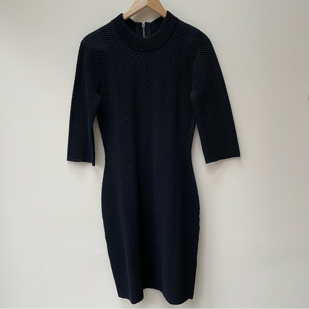 Rebecca Minkoff Black Stretch Textured Zig-Zag Ribbed Bodycon Dress Size M - Picture 2 of 12